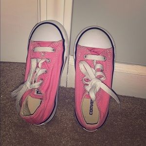 Pink converse shoes size 9